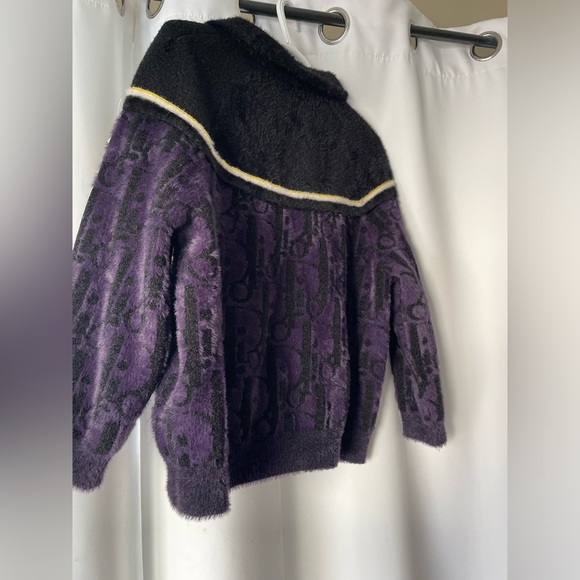 Y2K Black and Purple fuzzy Zip-Up 1/4 sleeve bomber size S/M NWOT - Picture 6 of 6